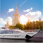 Яхта
